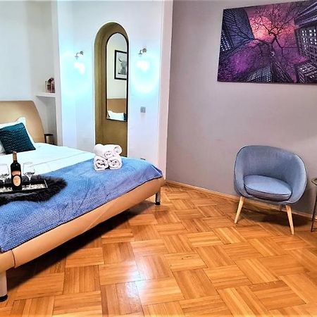 Central Arghezi Art Deco Apartment Piata Universitatii Bucarest Esterno foto