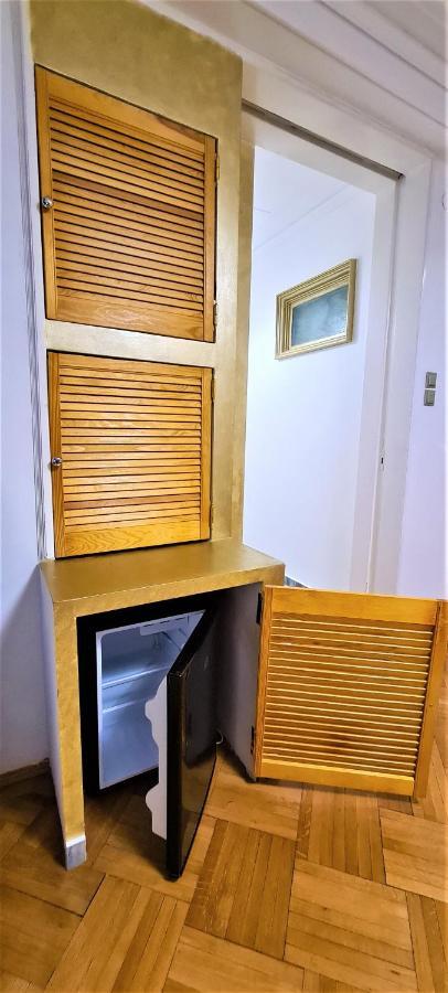 Central Arghezi Art Deco Apartment Piata Universitatii Bucarest Esterno foto